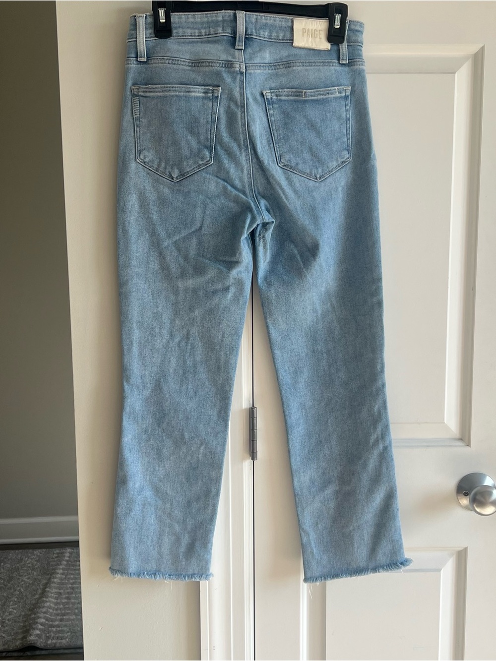 PAIGE Cindy Straight Leg Jeans Light Wash Raw Hem Size 28 - Picture 2 of 7